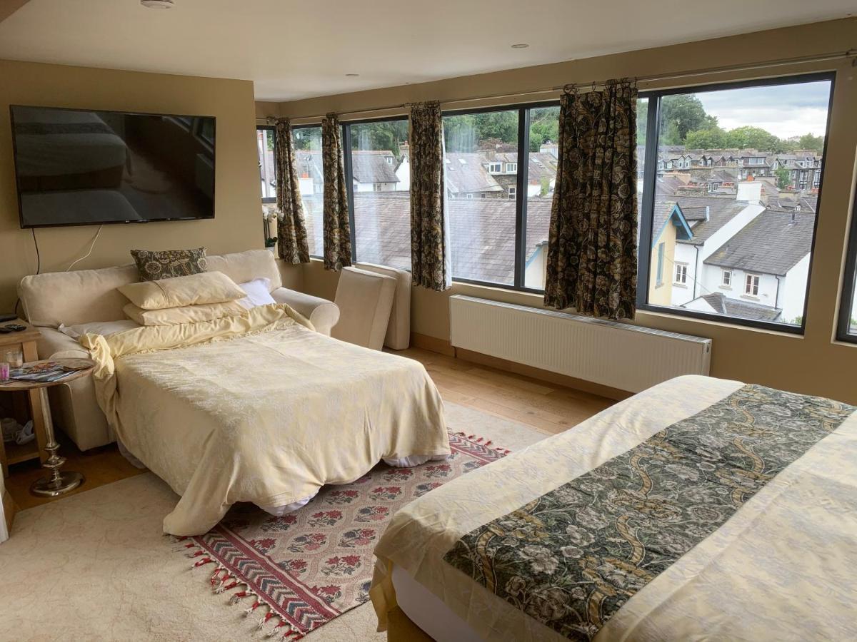 The Penthouse Bowness Luxury Loft Jacuzzi Bath & Complimentary Lakeview Spa Membership Extérieur photo